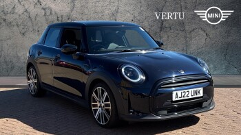 MINI Hatchback 1.5 Cooper Exclusive Premium 3dr Auto Petrol Hatchback